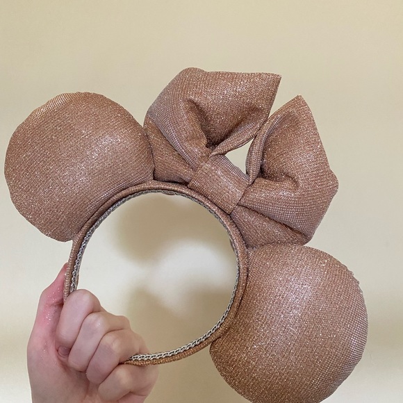 Rose Gold Minnie Ears - Picture 4 of 6